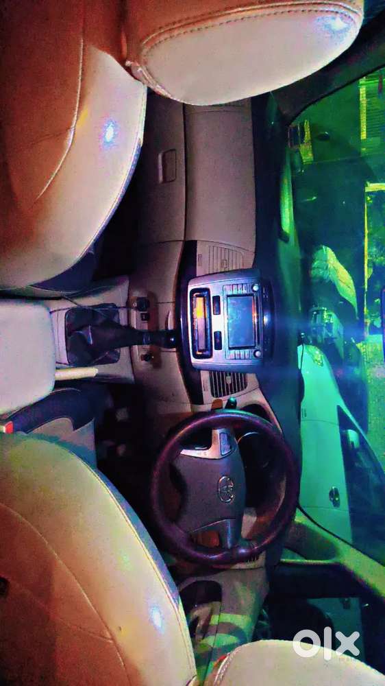 Toyota Innova 2013 Diesel 110000 Km Driven