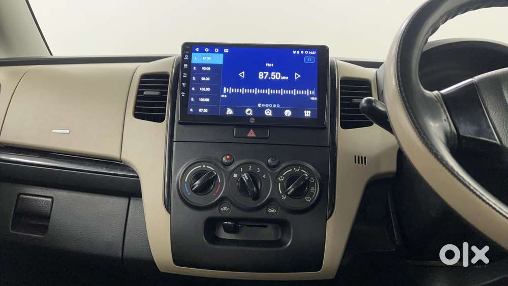 Maruti Suzuki Wagon R 1.0 Vxi Amt, 2017, Petrol
