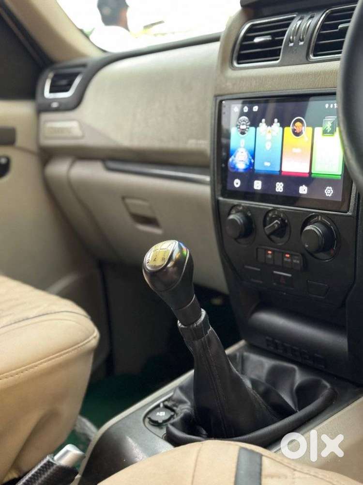 Mahindra Scorpio S8, 2015, Diesel