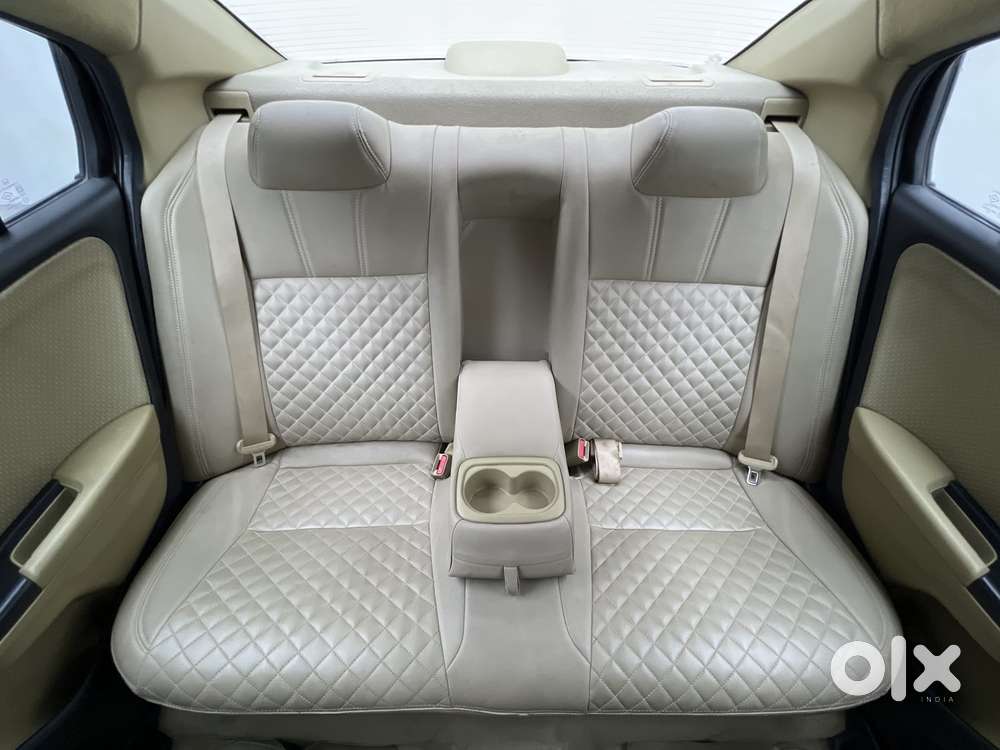 Honda City 1.5 V 4th Gen I-vtec Mt, 2022, Petrol