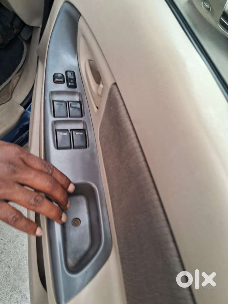 Toyota Innova 2.5 E, 2005, Diesel