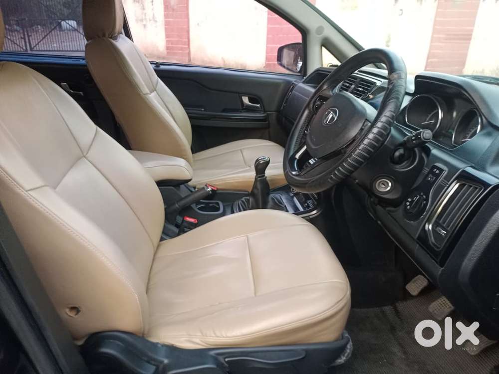 Tata Hexa 2.2 Xe 4x2 7 Str, 2018, Diesel