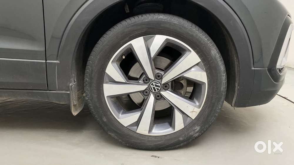 Volkswagen Taigun Topline 1.0 Tsi At (electric Seats), 2024, Petrol