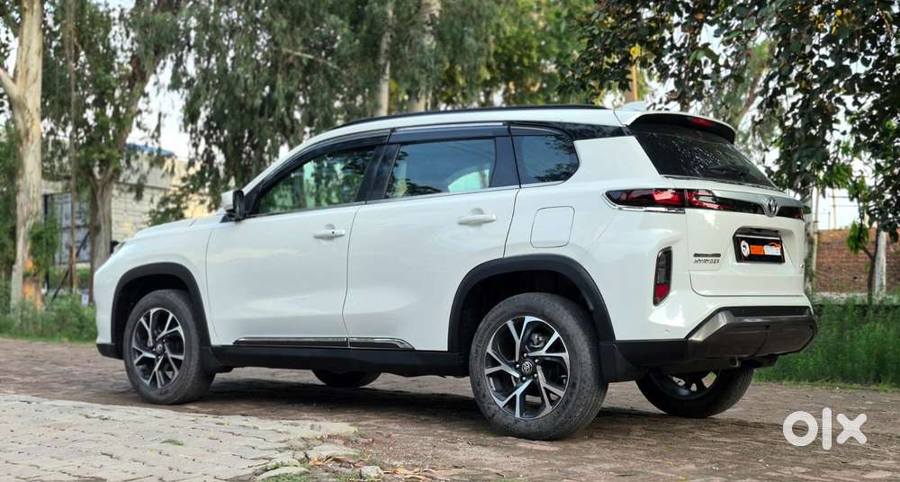 Toyota Urban Cruiser Hyryder 1.5 V Neo Drive At, 2024, Petrol