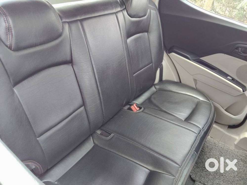 Mahindra Xuv300 W6 Diesel, 2022, Diesel