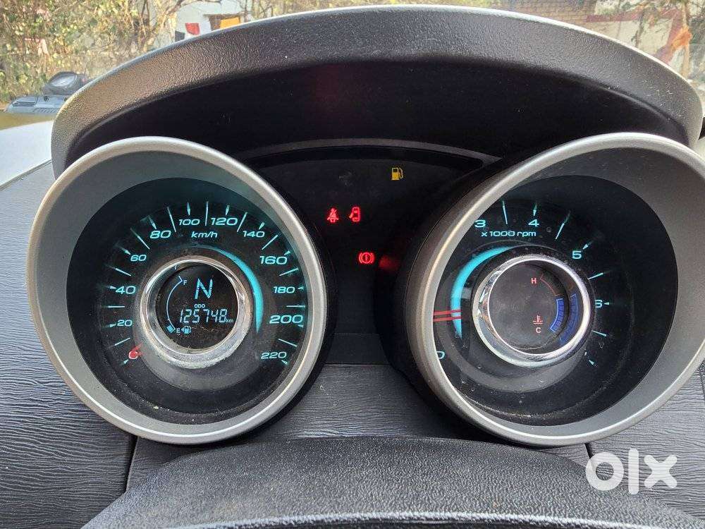 Mahindra Xuv500 2.2 W10, 2015, Diesel