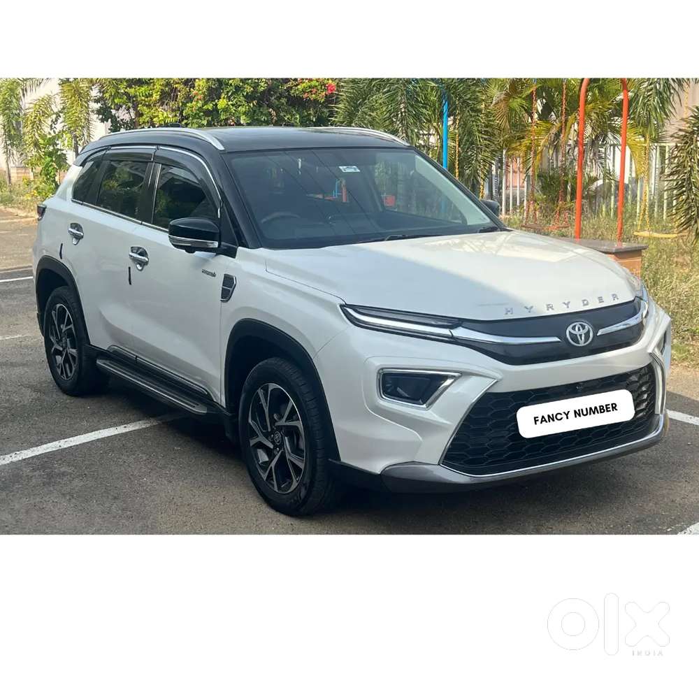 Toyota Hyryder
