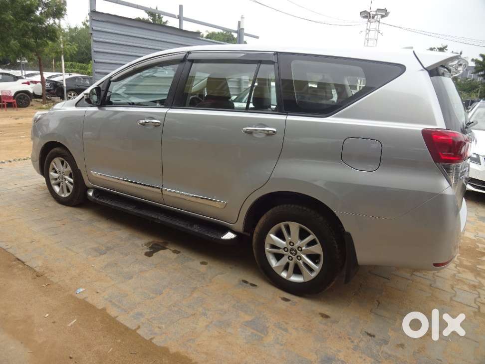 Toyota Innova Crysta 2.8 Gx At 8s, 2019, Diesel
