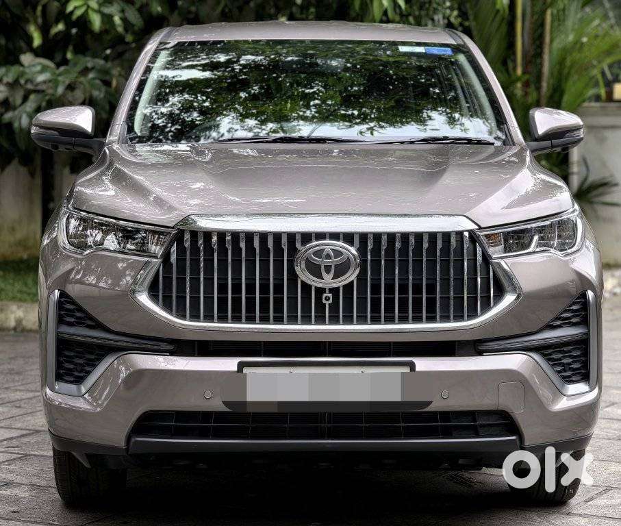 Toyota Innova Hycross 2.0 Vx (o) Hybrid 7 Str, 2024, Petrol