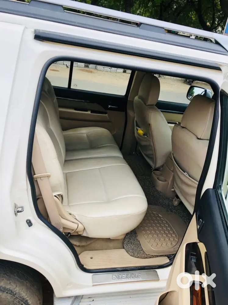 Ford Endeavour 2011 Diesel