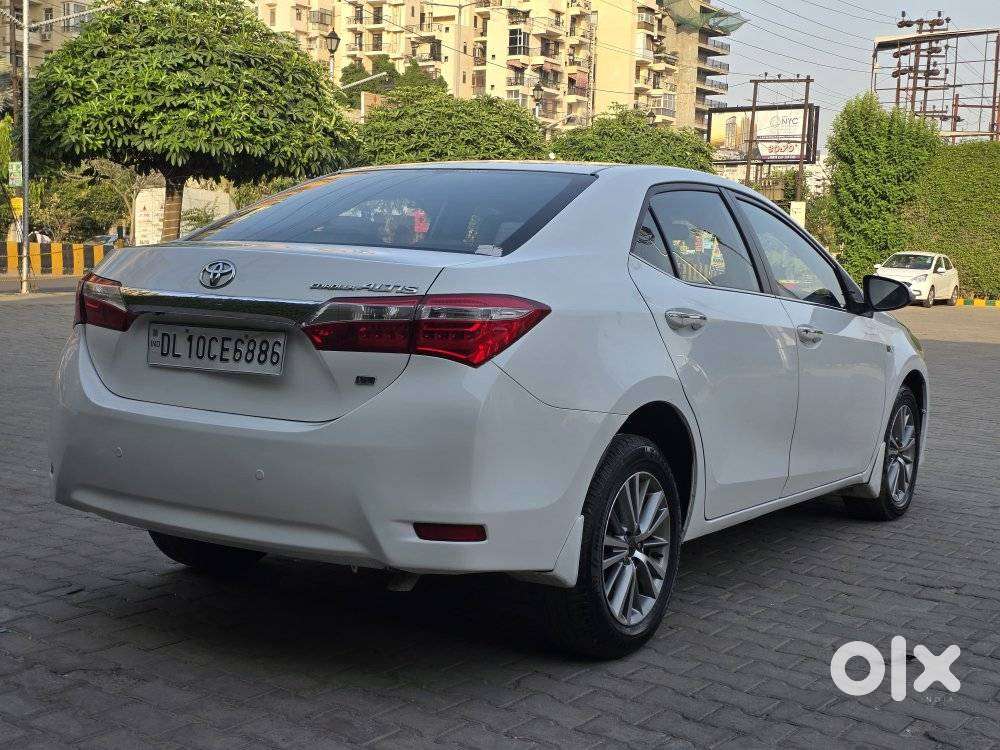 Toyota Corolla Altis Vl, 2014, Petrol