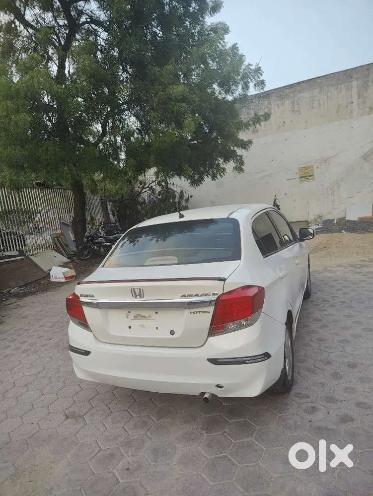 Honda Amze Diesal 25 Mailge 1 St Owner No Any Work