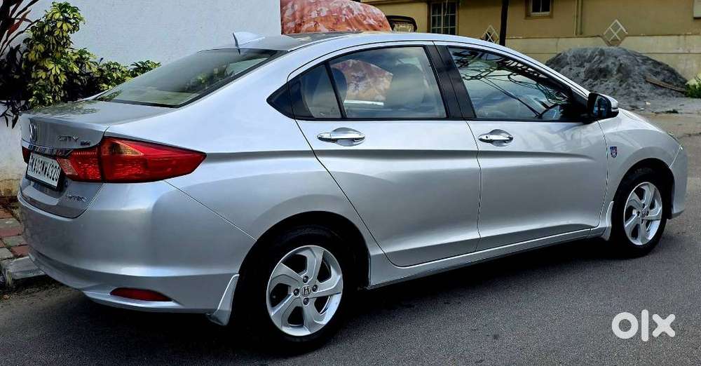 Honda City V Mt, 2015, Petrol