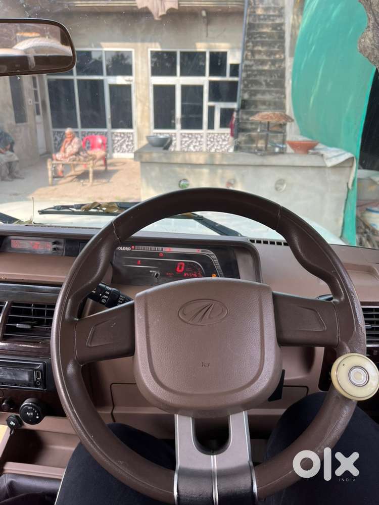 Mahindra Bolero Power Plus 17