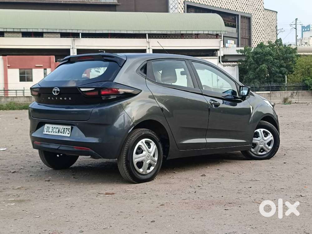 Tata Altroz 1.2 Xe Plus Petrol, 2022, Petrol