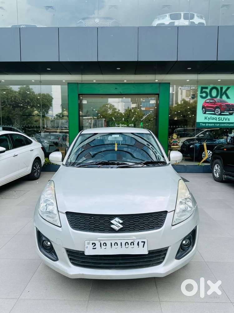 Maruti Suzuki Swift Vxi With Abs, 2016, Petrol