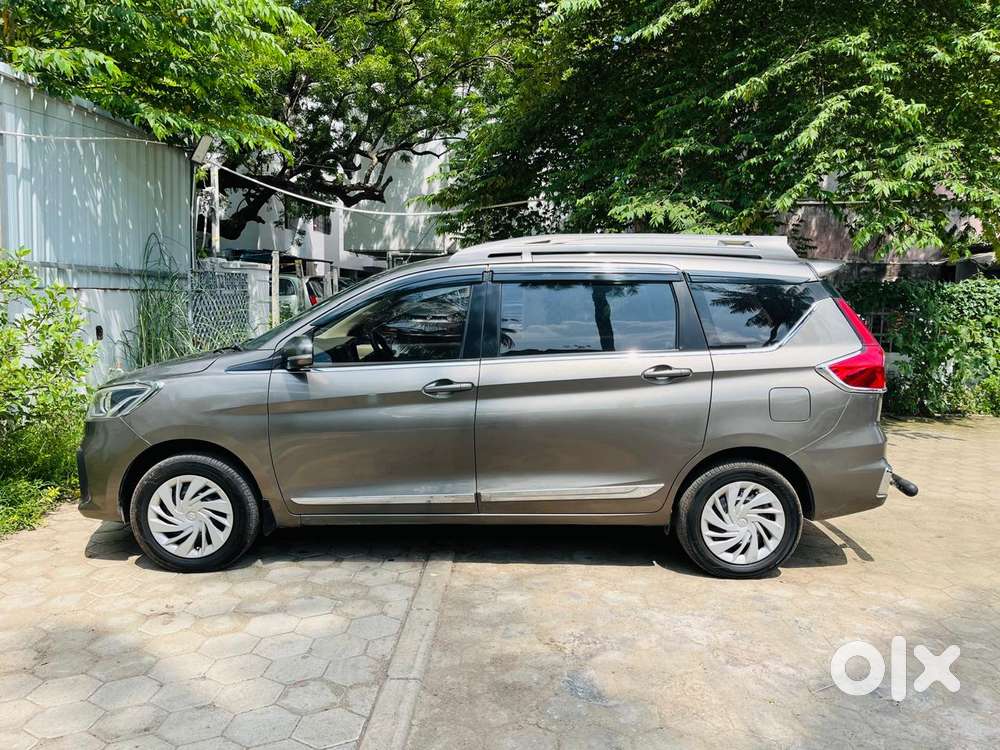 Maruti Suzuki Ertiga 1.5 Vxi, 2022, Petrol