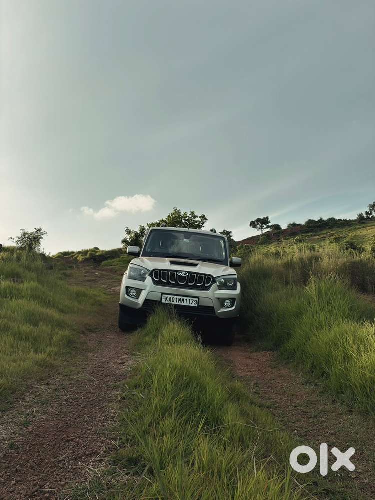 Mahindra Scorpio S10 2015 Year