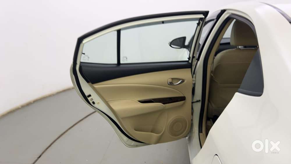 Toyota Yaris Ativ Vx Cvt, 2018, Petrol