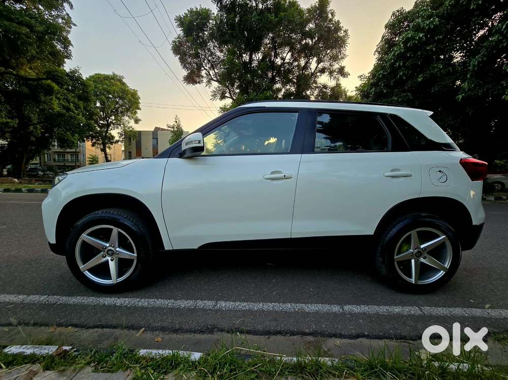 Maruti Suzuki Brezza 1.5 Vxi Smart Hybrid, 2021, Petrol