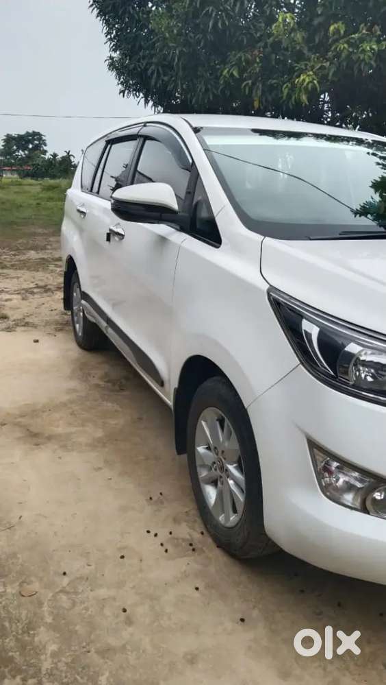 Toyota Innova Crysta 2019