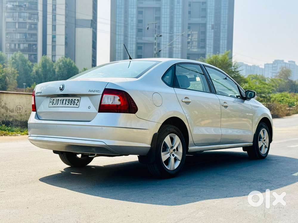 Skoda Rapid [ ] 1.5 Ambition Plus Tdi At, 2020, Petrol