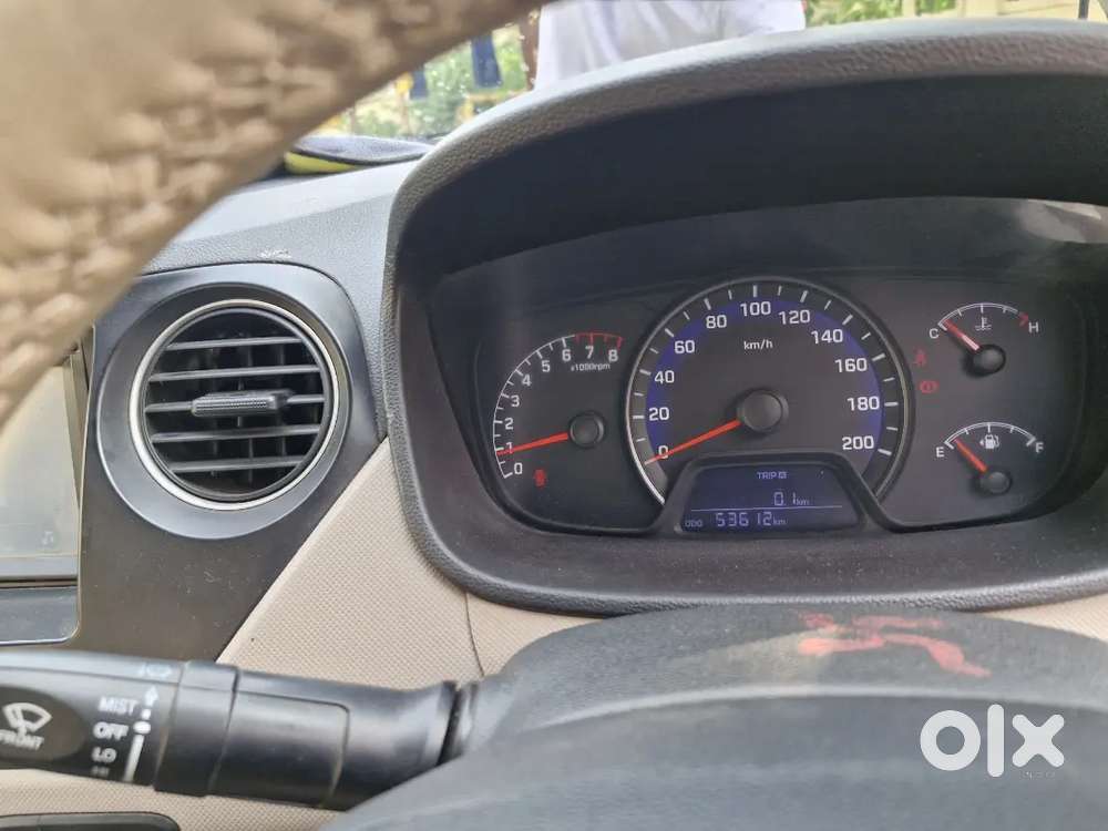 Petrol + Cng.  White Xcent With Complete Document Good Tyre Condition