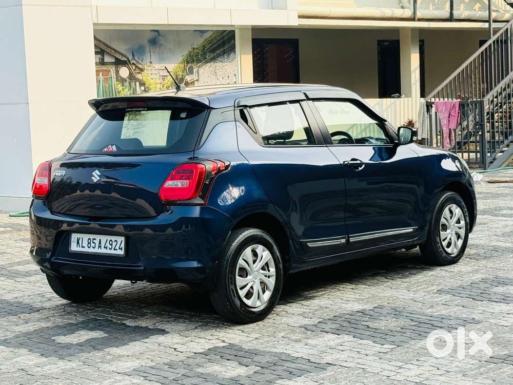 Maruti Suzuki Swift 1.2 Vxi (o), 2022, Petrol