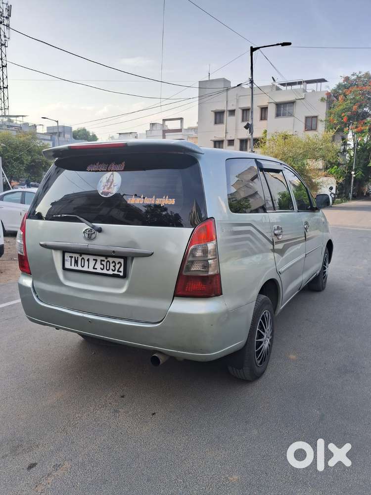 Toyota Innova 2.5 E 8 Str, 2005, Diesel