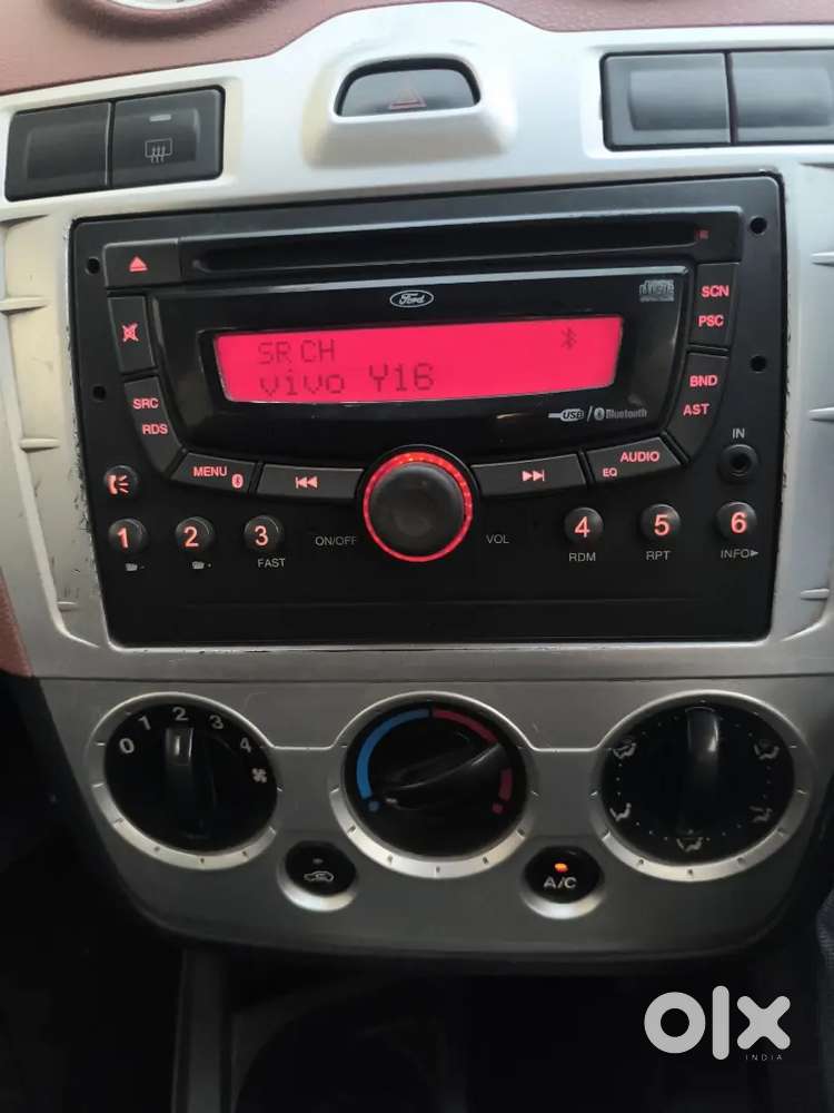 Ford Figo 2011 Petrol 87000 Km Driven