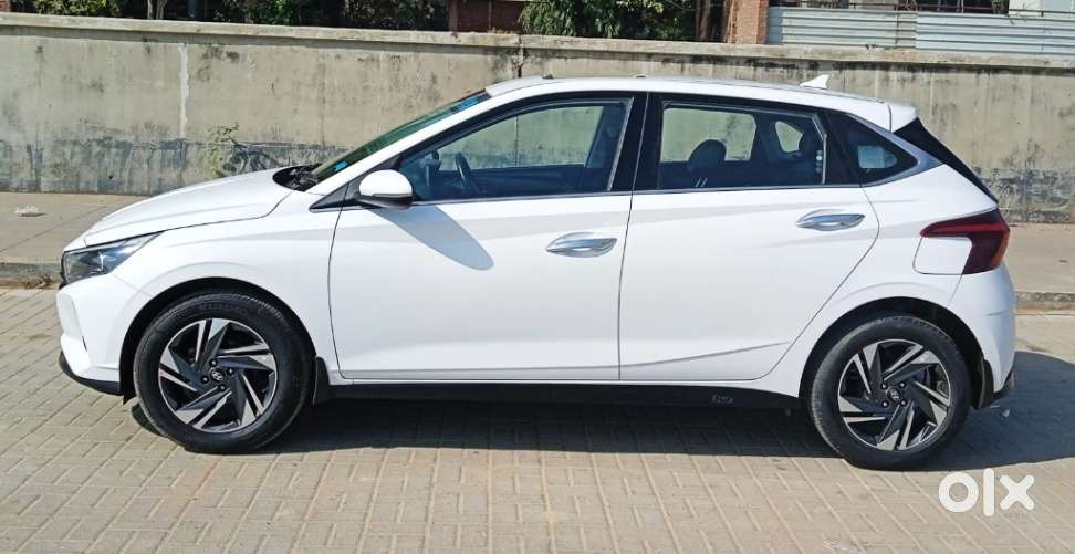 Hyundai New I20 1.0 Asta (o) Turbo Dct, 2022, Petrol