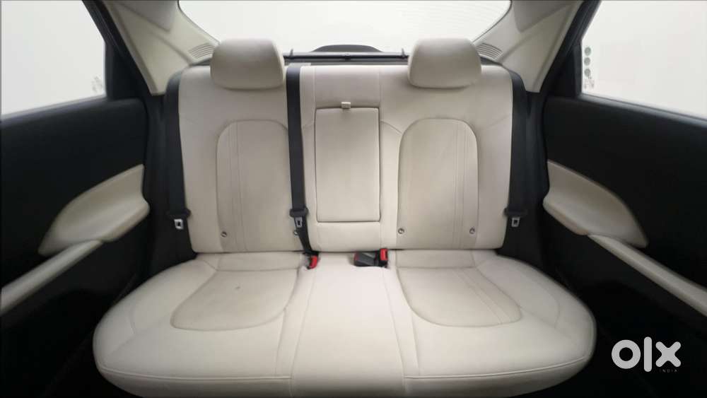 Hyundai Verna 1.5 Sx (o) Vtvt Ivt, 2024, Petrol