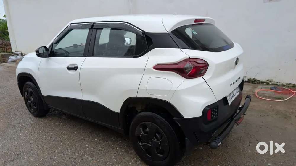 Tata Punch 1.2 Pure Petrol 2025
