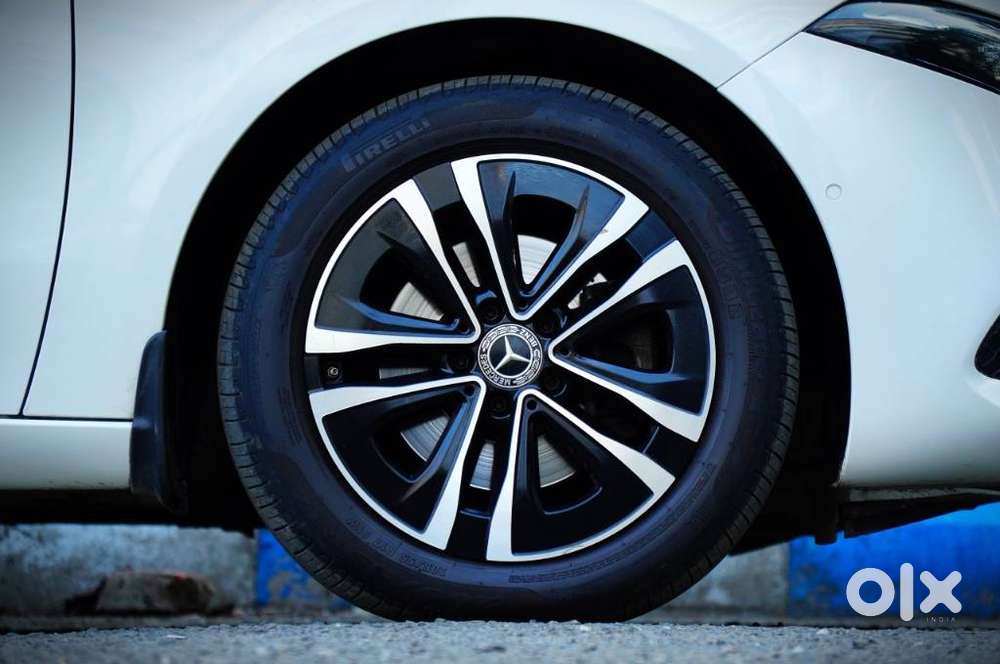 Mercedes-benz A-class Limousine 200, 2023, Petrol