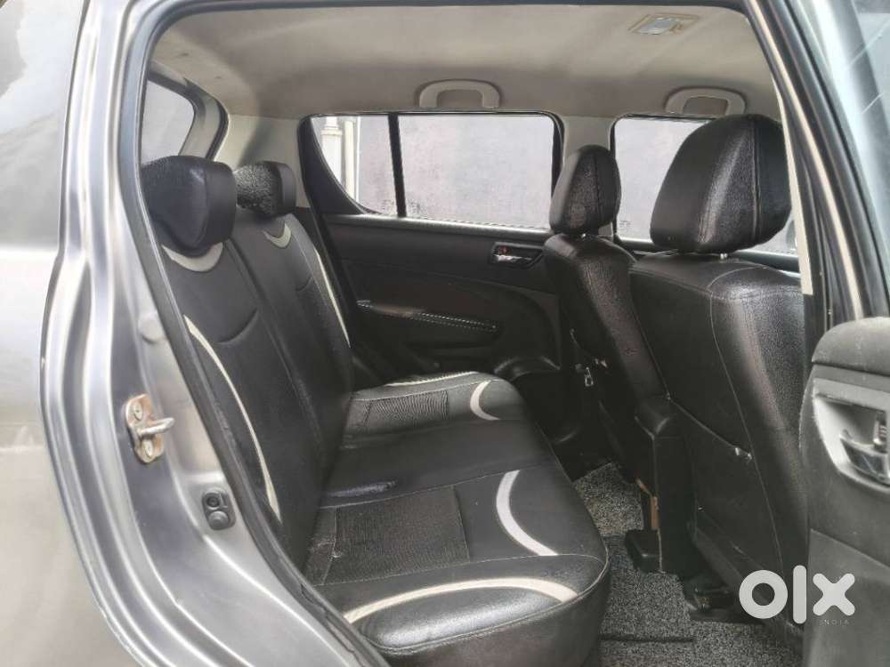 Maruti Suzuki Swift Vxi With Abs, 2015, Petrol