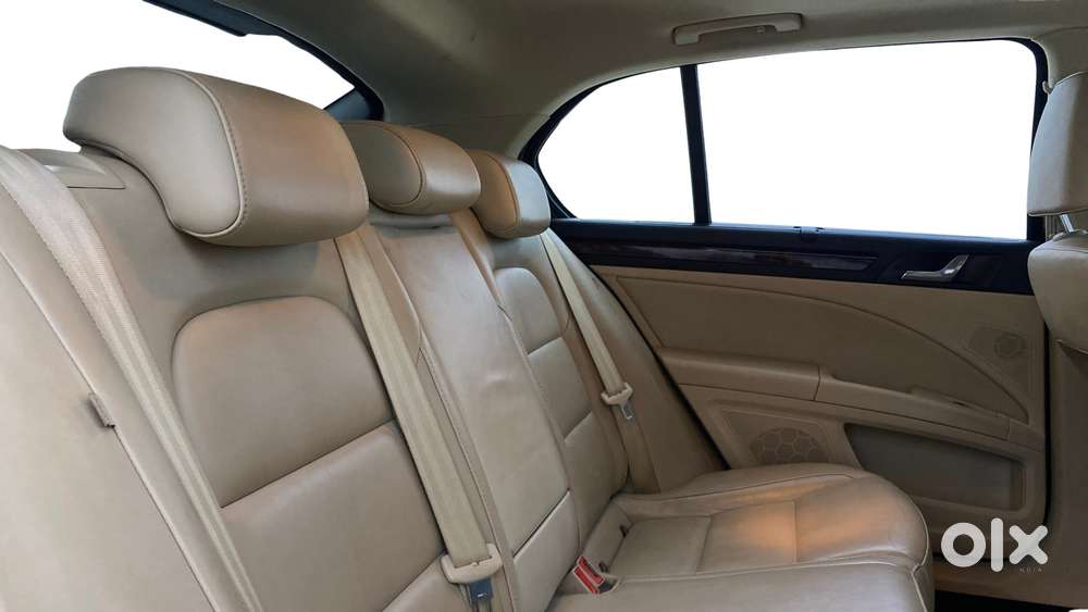 Skoda Superb 2013-2015 Elegance 1.8 Tsi Mt, 2015, Petrol