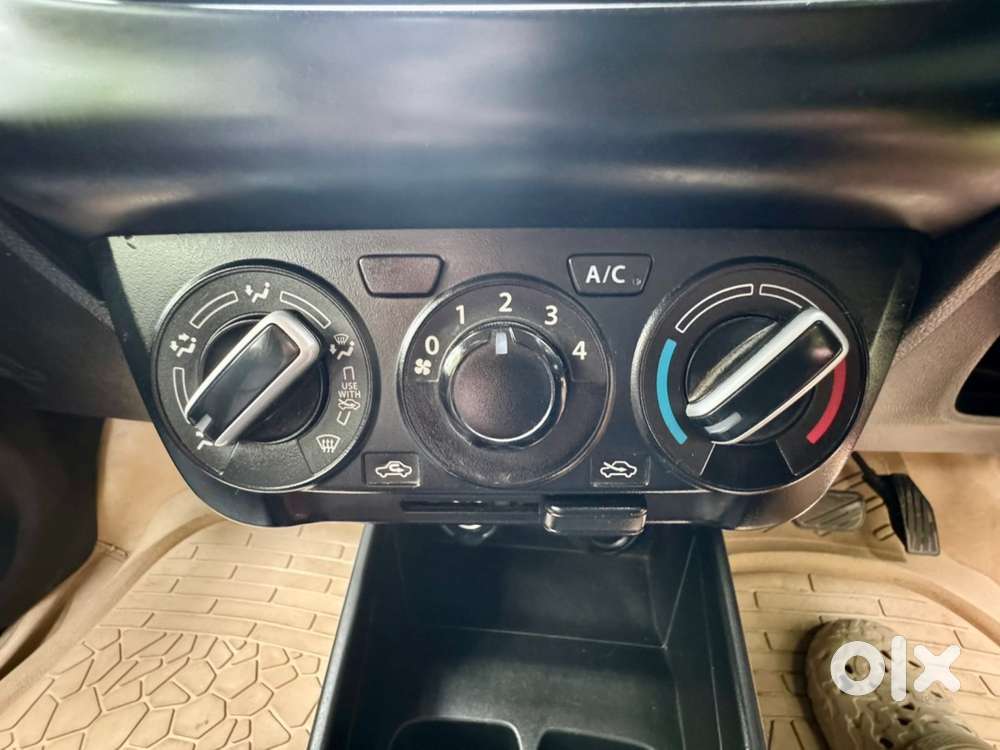 2020 Maruti Suzuki Swift Vxi Amt Petrol