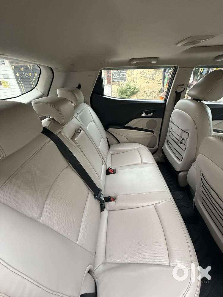 Mahindra Xuv300 W8 Option Diesel, 2019, Diesel