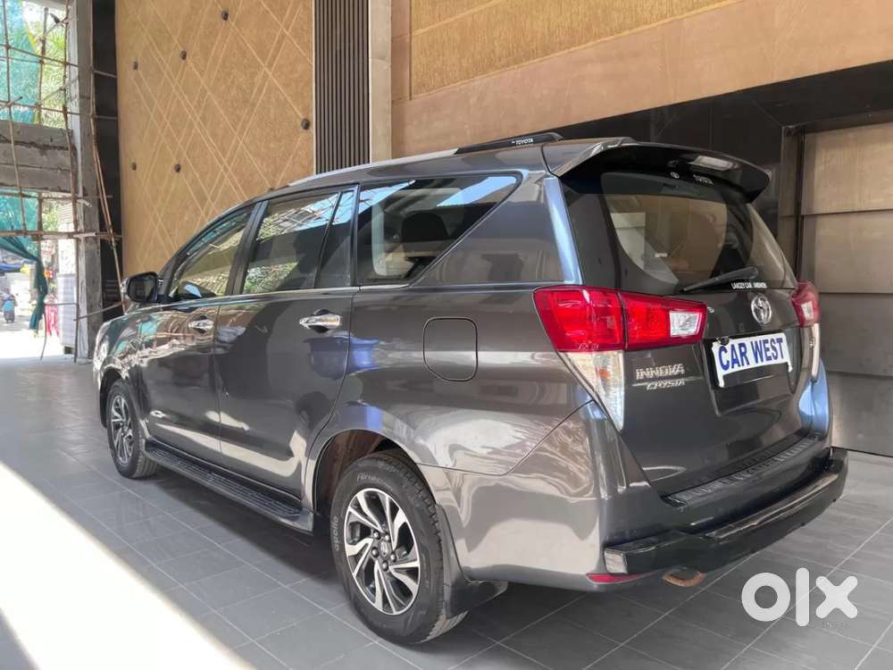 Toyota Innova Crysta 2.4 G Mt 7 Str, 2022, Diesel