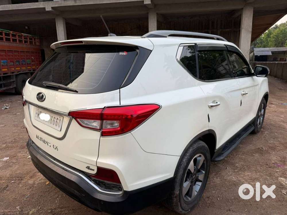 Mahindra Alturas G4 4wd At, 2020, Diesel