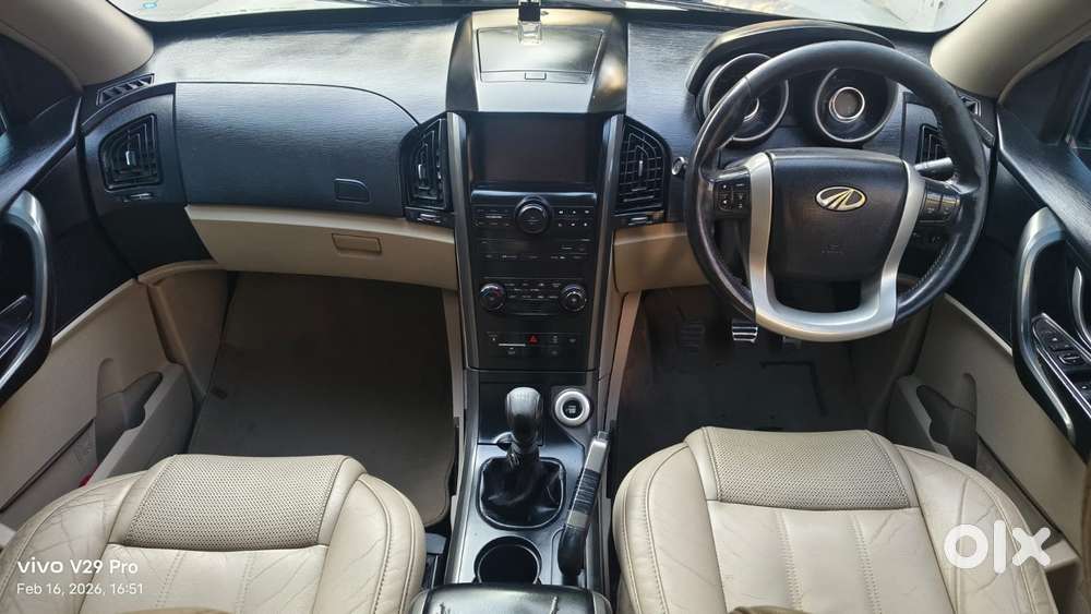 Mahindra Xuv500 2.2 W10, 2015, Diesel