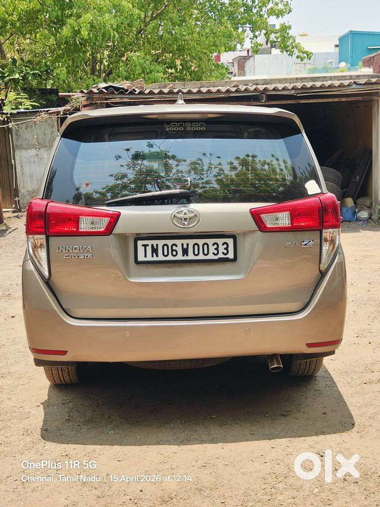 Toyota Innova Crysta 2.8z Automatic, 2016, Diesel