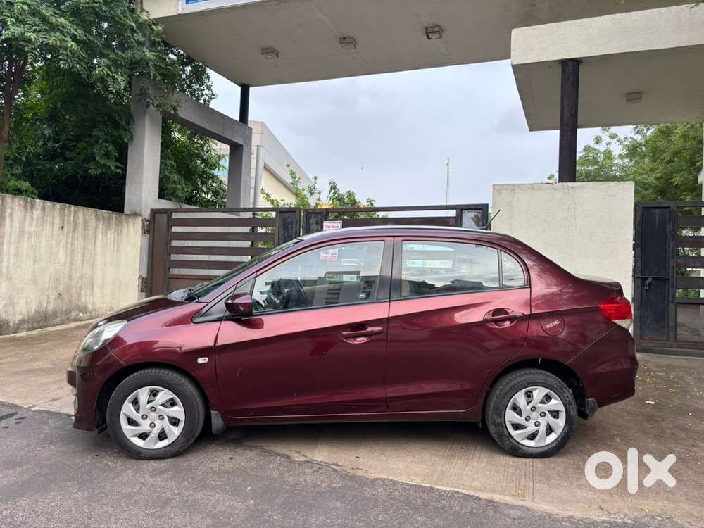 1st Owner Amaze Diesel Only 62000 Kms Driven
