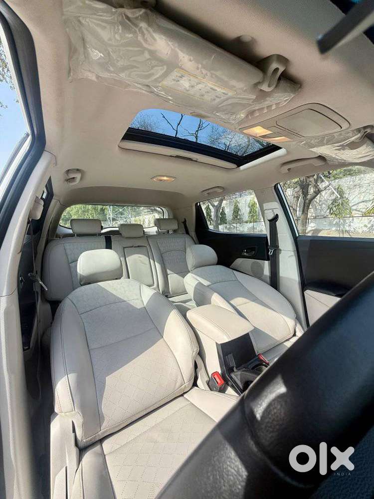 Mahindra Xuv400 Ev El Fast Charger, 2024, Electric