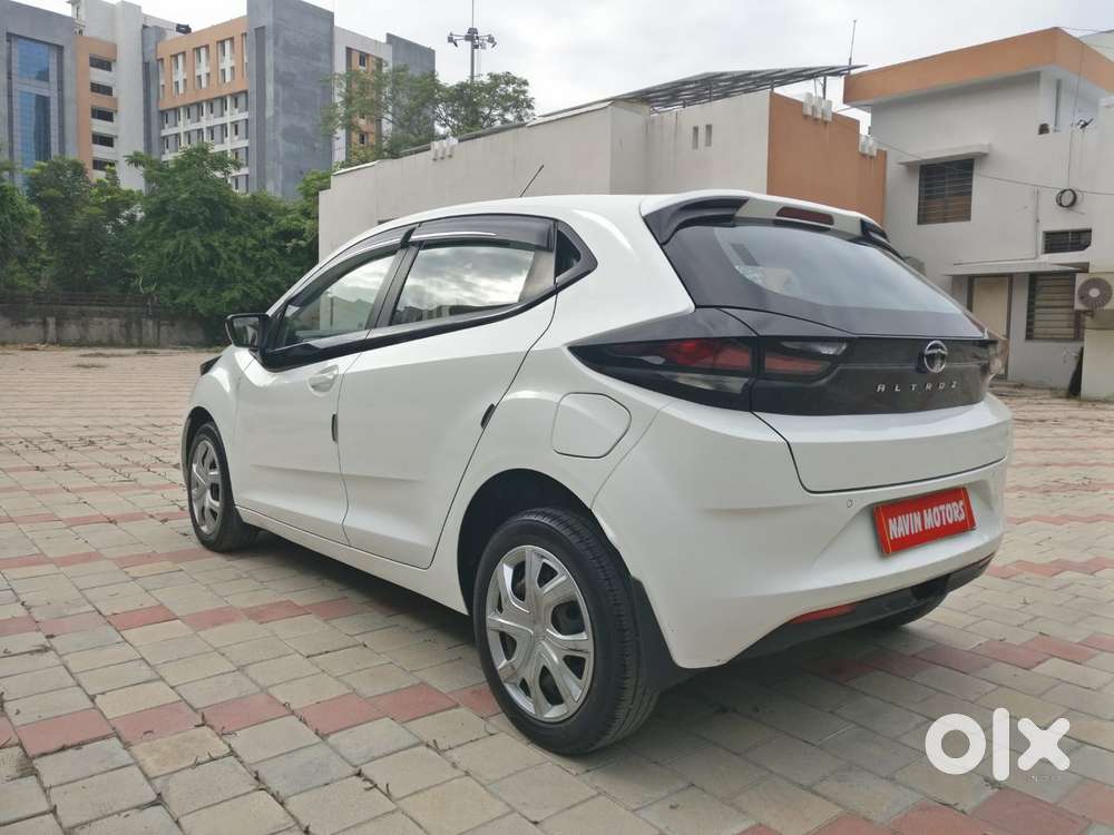 Tata Altroz, 2022, Petrol