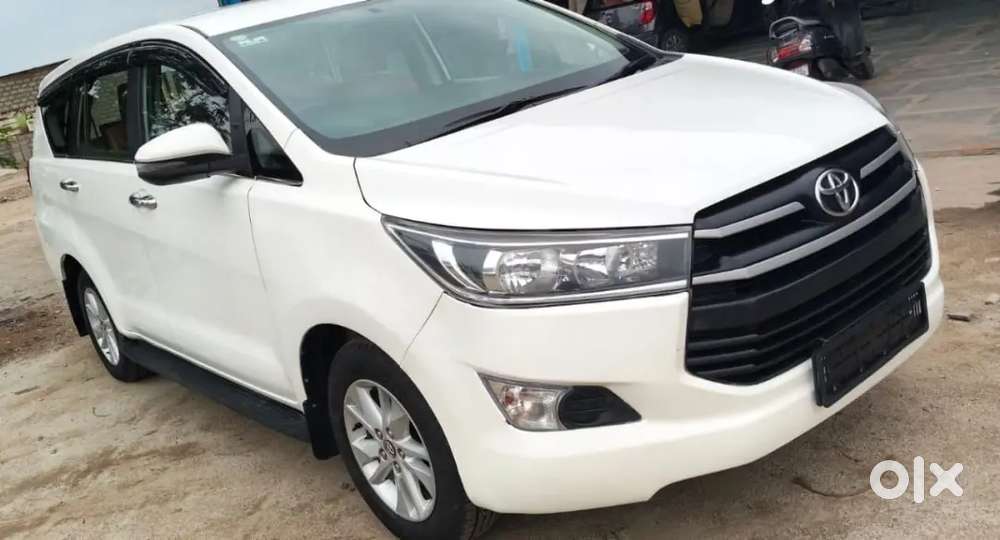 Toyota Innova Crysta 2019