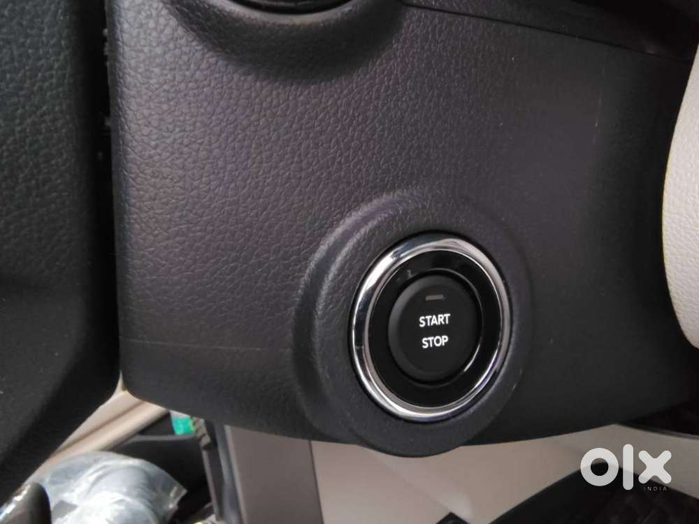 Mahindra Thar Roxx Ax7 L Diesel Mt 2wd, 2026, Diesel