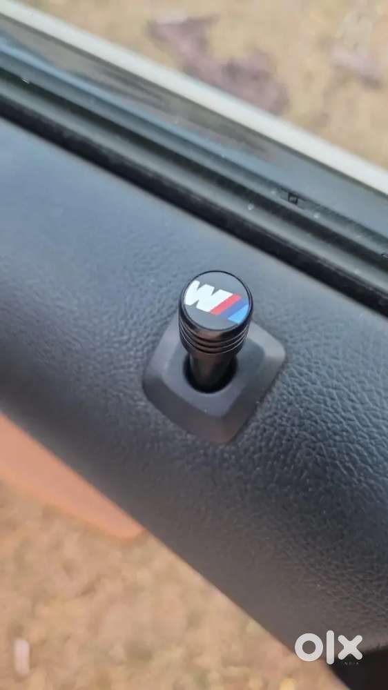 Bmw 3 Series 2024 Petrol 17500 Km Driven