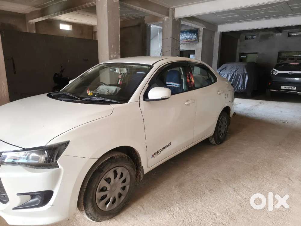 Maruti Suzuki Dzire Vxi 2025