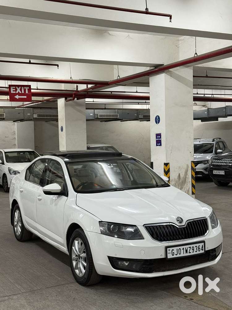 Skoda Octavia [2014-2017] 2.0 Style Tdi At, 2015, Diesel